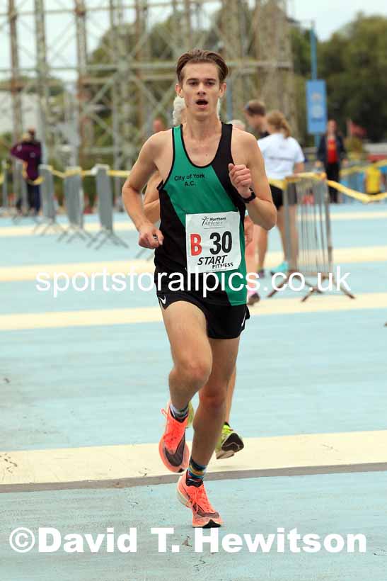 Senior mens 6 Stage Relay, 2022 Northern Road Relays, SportsCity, Manchester. Photo: David T. Hewitson/Sports for All Pics